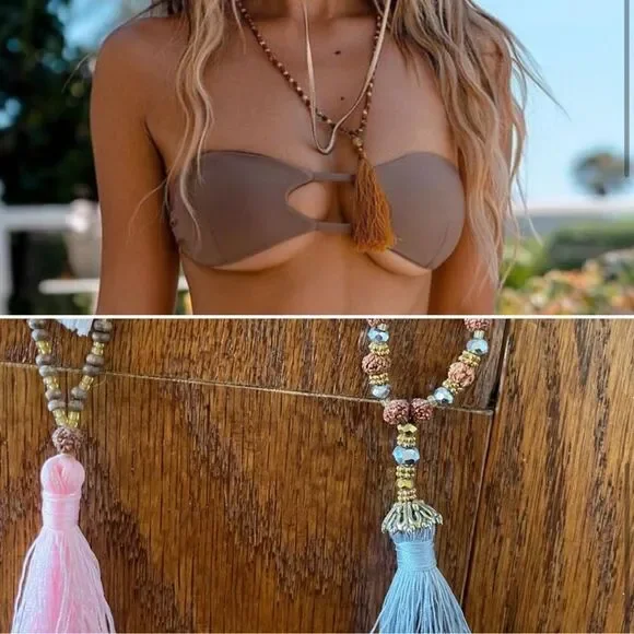 Bundle of tassel necklaces - Picture 3 of 5